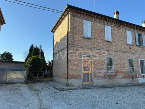 casa indipendente in vendita ad Argenta in zona Bando