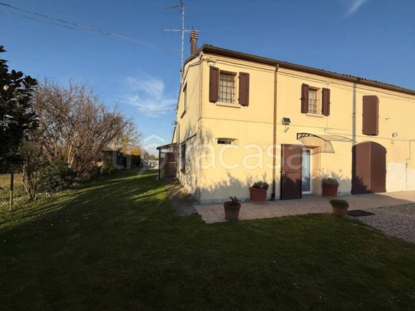 casa indipendente in vendita ad Argenta in zona Consandolo