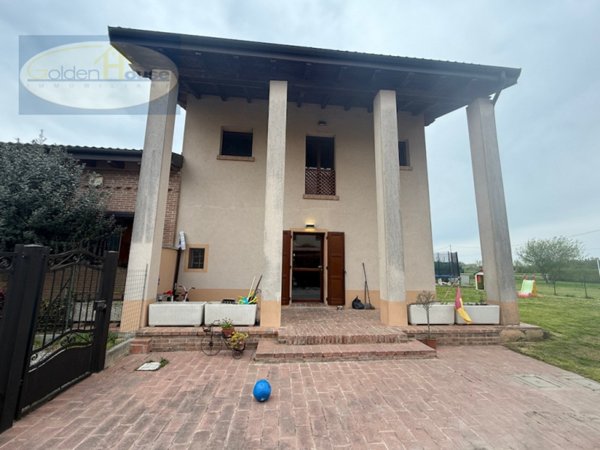 casa indipendente in vendita ad Argenta