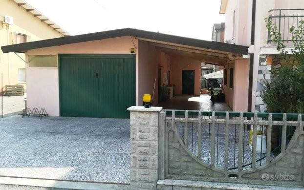 casa indipendente in vendita ad Argenta in zona Longastrino