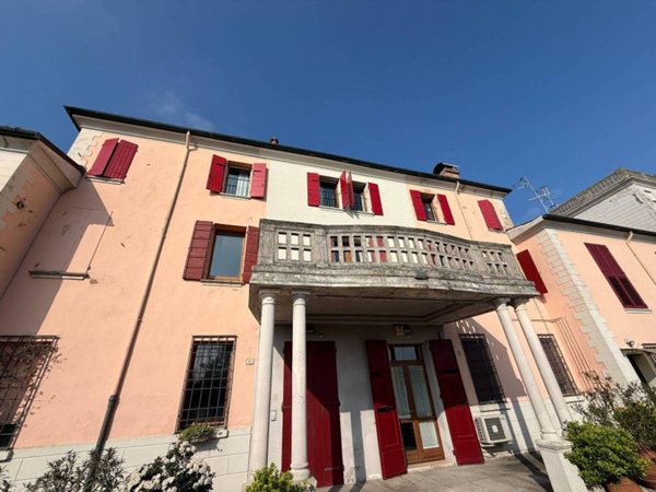 appartamento in vendita ad Argenta in zona San Nicolò
