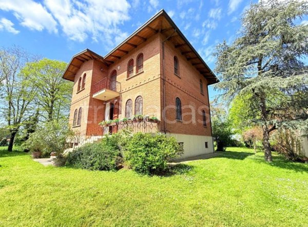 casa indipendente in vendita ad Argenta in zona San Biagio