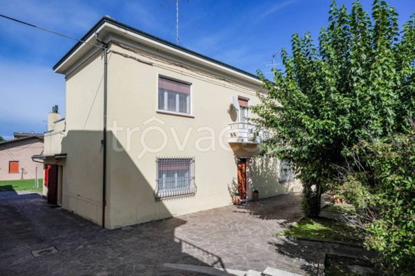 casa indipendente in vendita ad Argenta in zona San Biagio
