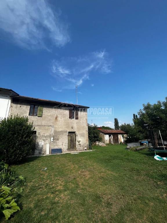 casa indipendente in vendita ad Argenta in zona Santa Maria Codifiume