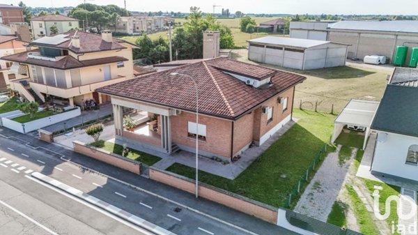 casa indipendente in vendita ad Argenta in zona Consandolo