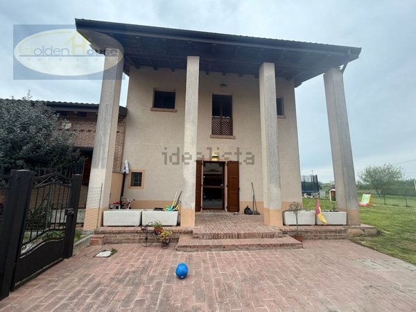casa indipendente in vendita ad Argenta