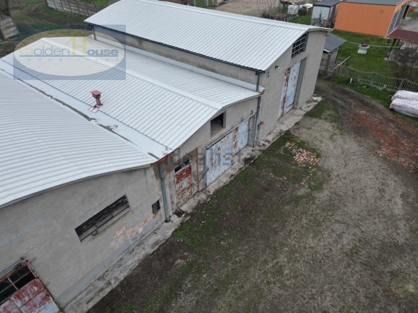 locale di sgombero in vendita ad Argenta in zona Santa Maria Codifiume