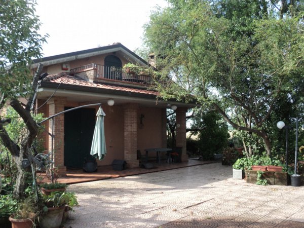 casa indipendente in vendita ad Argenta in zona Anita