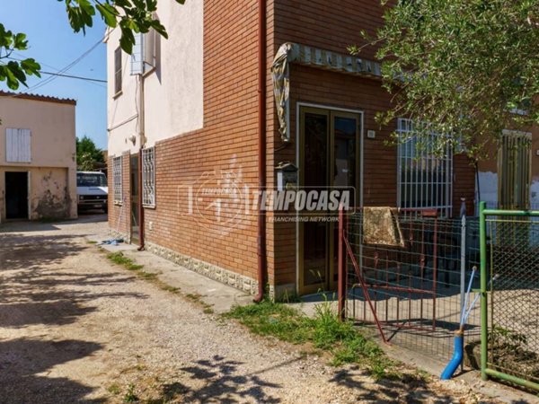 appartamento in vendita ad Argenta in zona San Nicolò