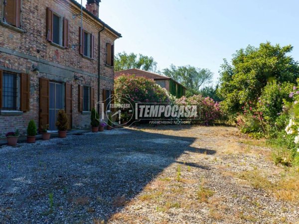 appartamento in vendita ad Argenta in zona Consandolo