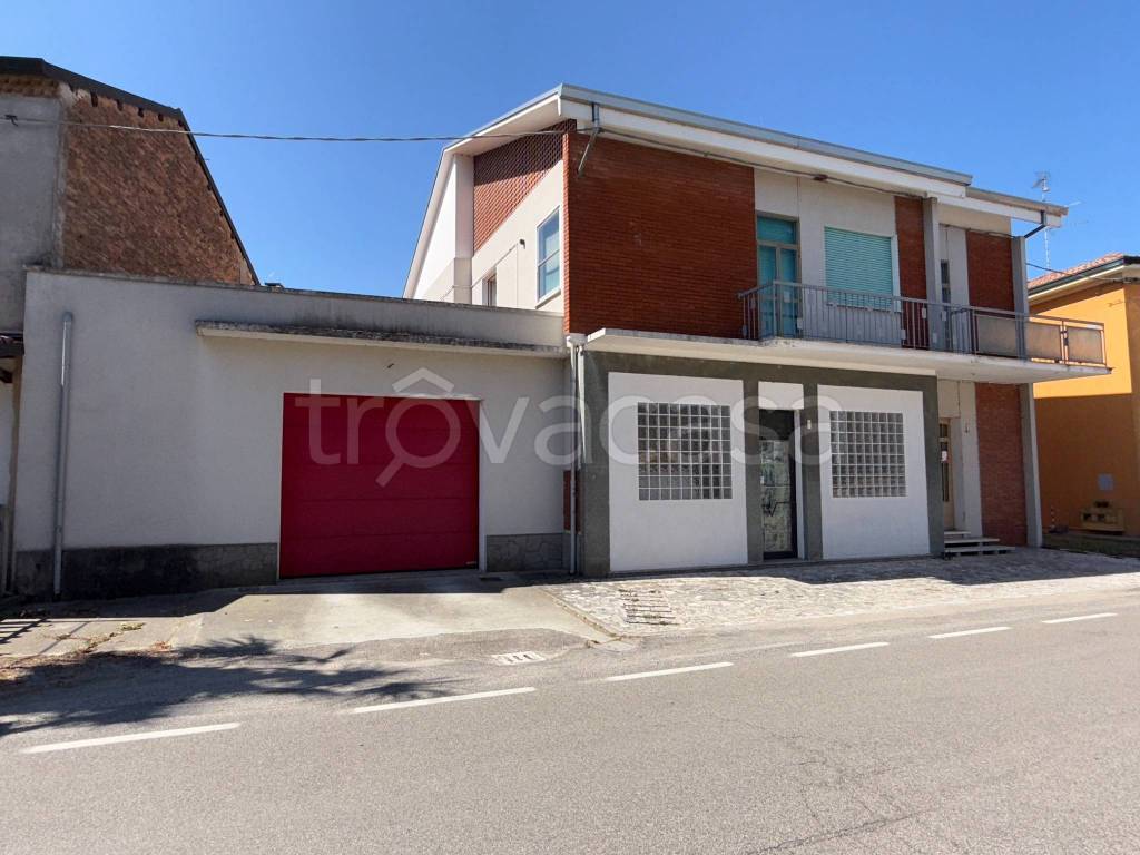 casa indipendente in vendita ad Argenta in zona San Biagio