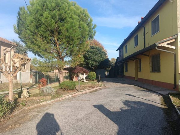 appartamento in vendita ad Argenta in zona Consandolo