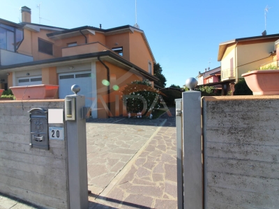 casa indipendente in vendita ad Argenta
