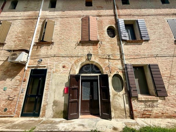 casa indipendente in vendita ad Argenta in zona Santa Maria Codifiume