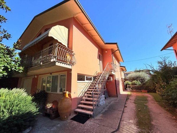 casa indipendente in vendita ad Argenta in zona Longastrino