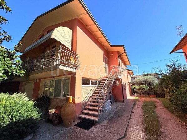 casa indipendente in vendita ad Argenta in zona Longastrino