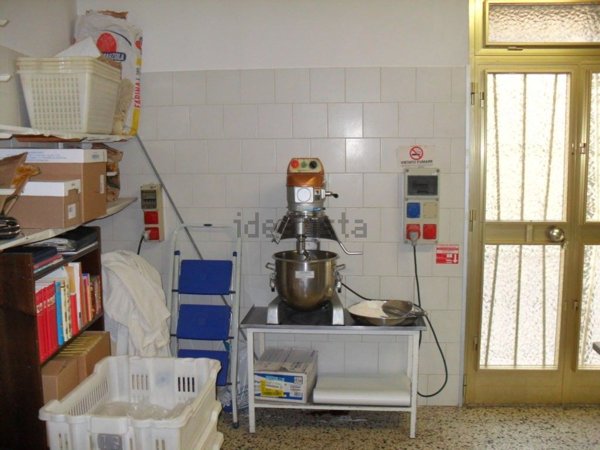 locale commerciale in vendita ad Argenta in zona San Nicolò