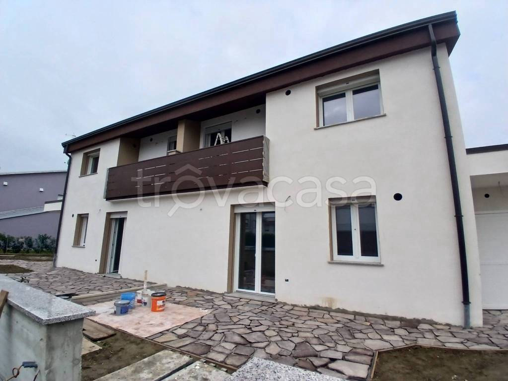 casa indipendente in vendita ad Argenta