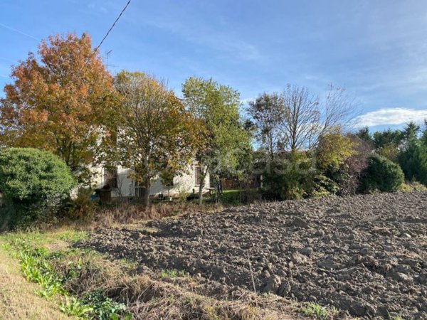 casa indipendente in vendita ad Argenta in zona Campotto