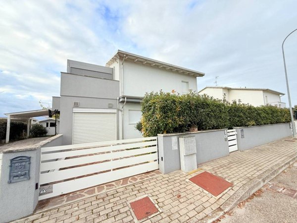 casa indipendente in vendita ad Argenta