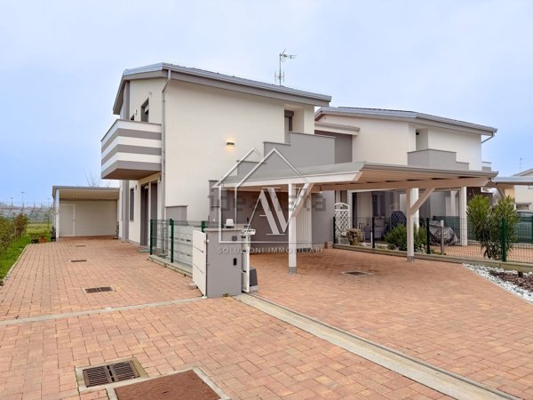 casa indipendente in vendita ad Argenta