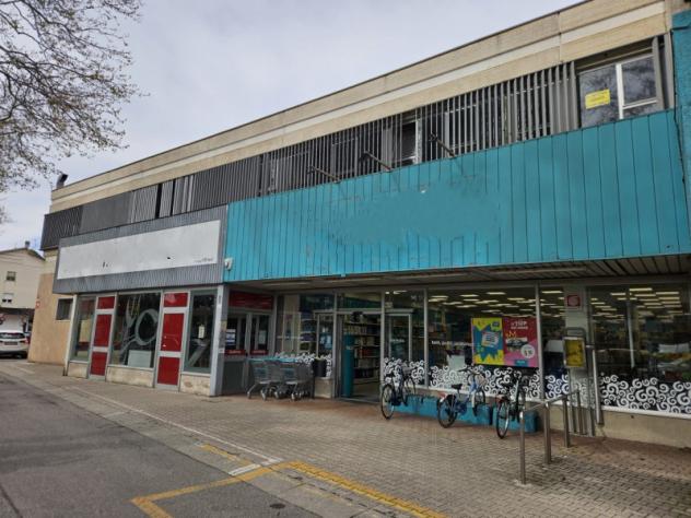 negozio in vendita ad Argenta