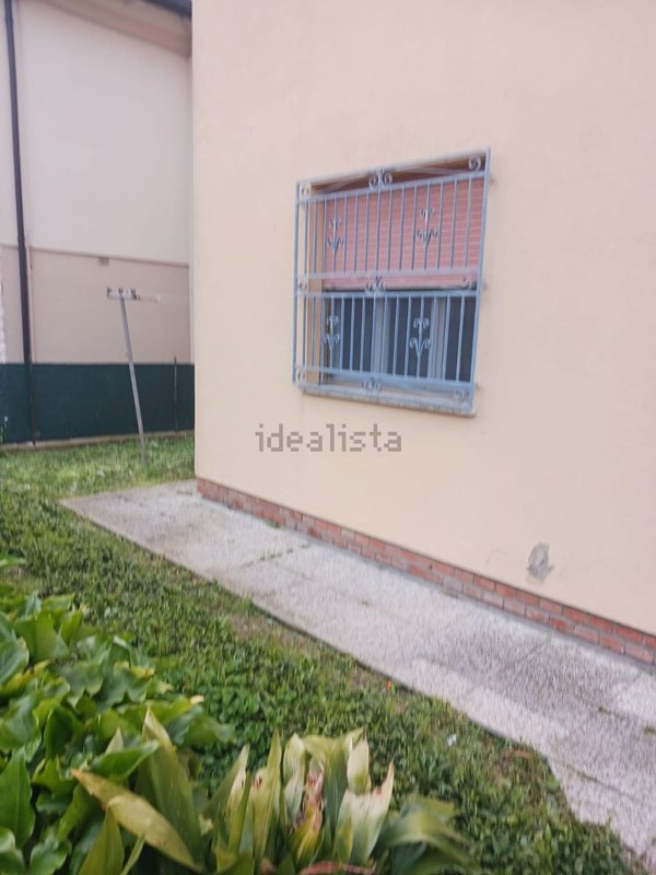 casa indipendente in vendita ad Argenta in zona Longastrino