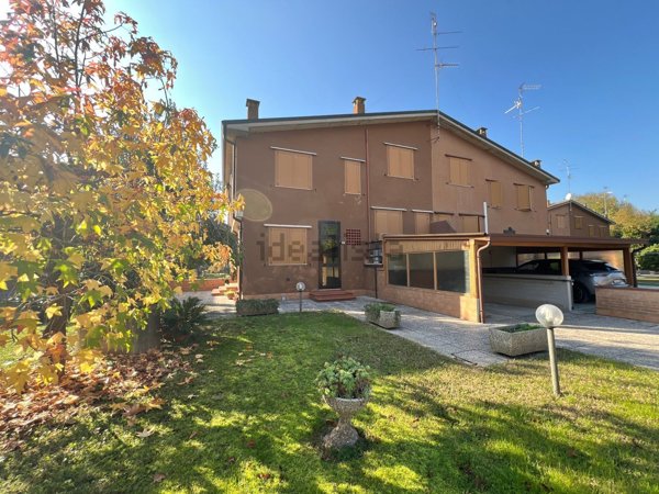 casa indipendente in vendita ad Argenta in zona Consandolo