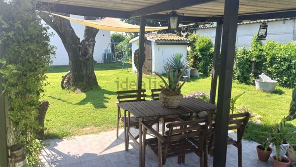 casa indipendente in vendita ad Argenta in zona Santa Maria Codifiume
