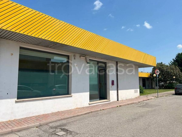 negozio in vendita ad Argenta