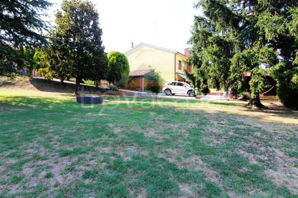 casa indipendente in vendita ad Argenta in zona San Nicolò