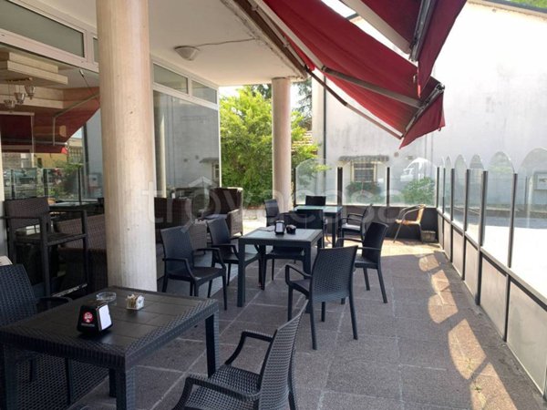 negozio in vendita ad Argenta