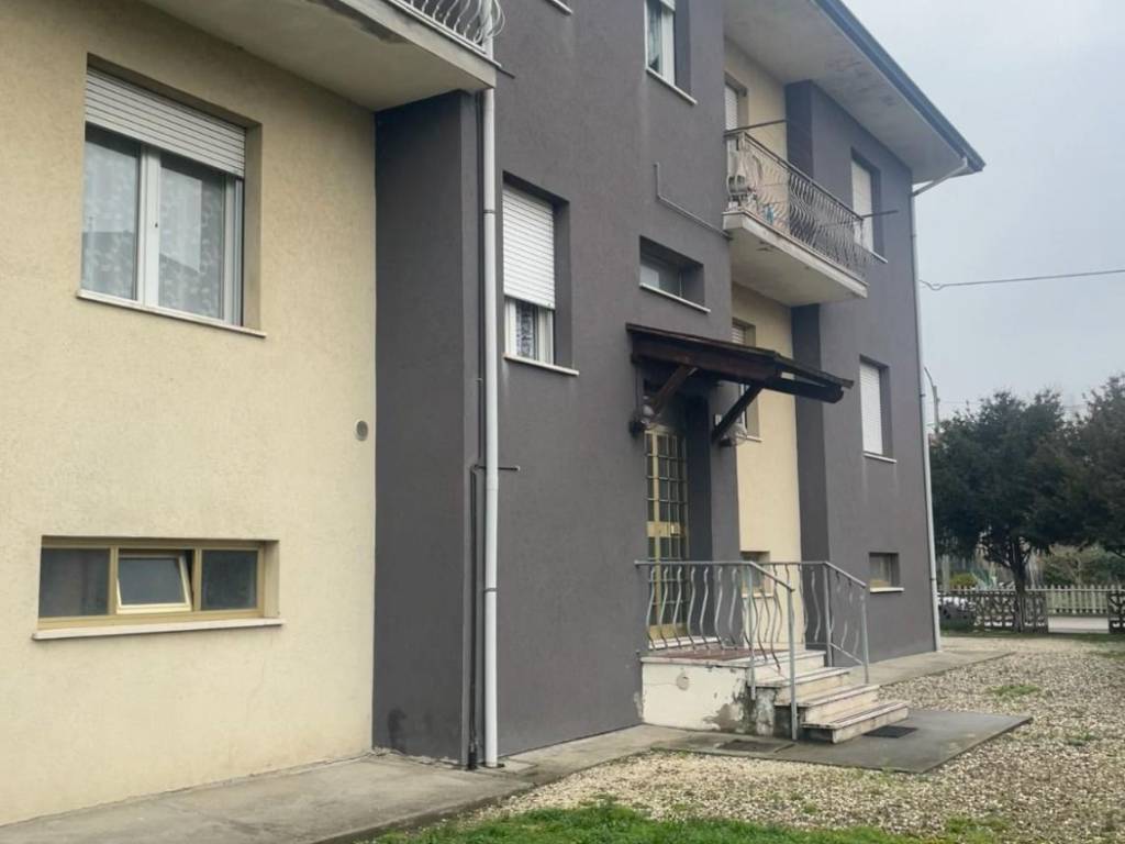 appartamento in vendita ad Argenta in zona San Nicolò