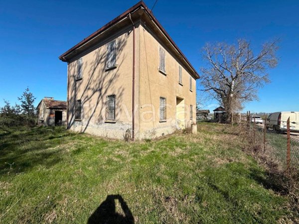casa indipendente in vendita ad Argenta in zona Filo