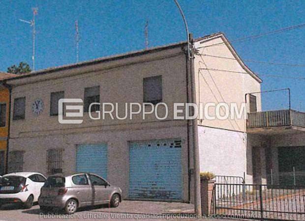 appartamento in vendita ad Argenta in zona Bando