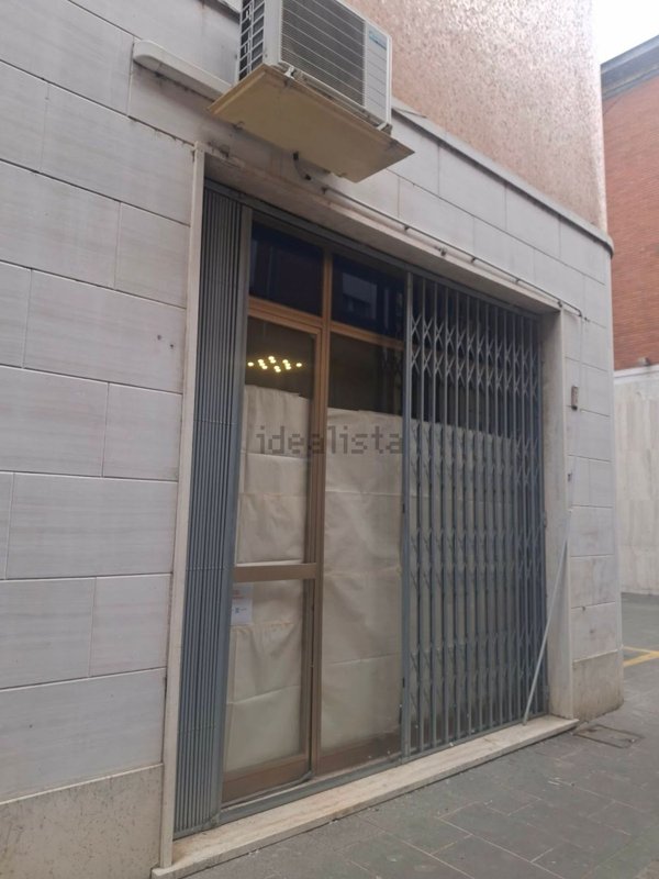 negozio in vendita ad Argenta