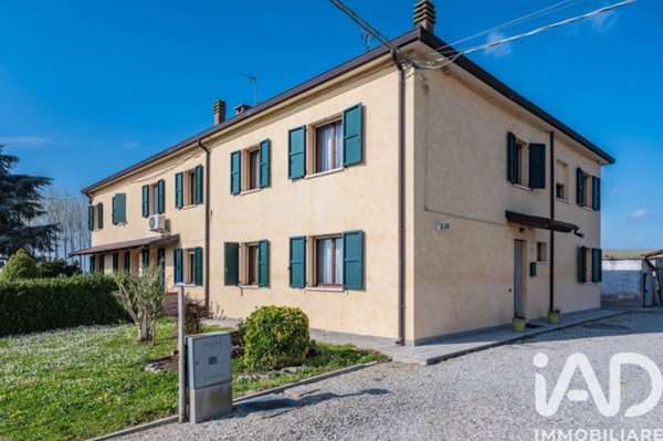 casa indipendente in vendita ad Argenta in zona San Nicolò