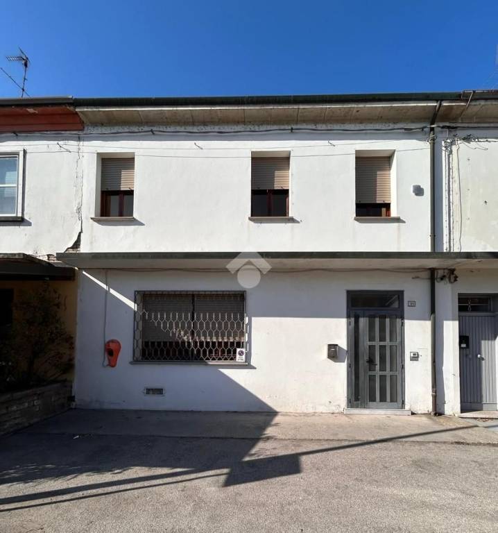 appartamento in vendita ad Argenta in zona San Biagio