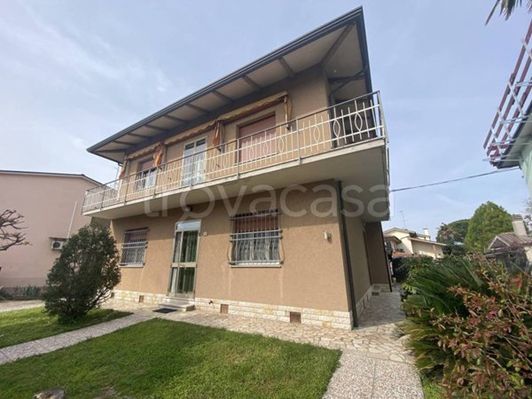 casa indipendente in vendita ad Argenta