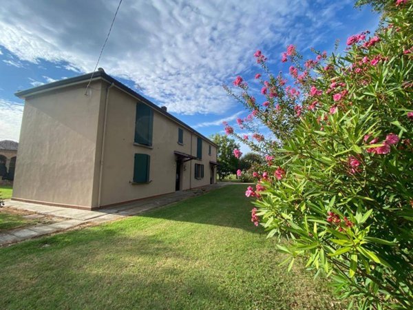 casa indipendente in vendita ad Argenta in zona Consandolo