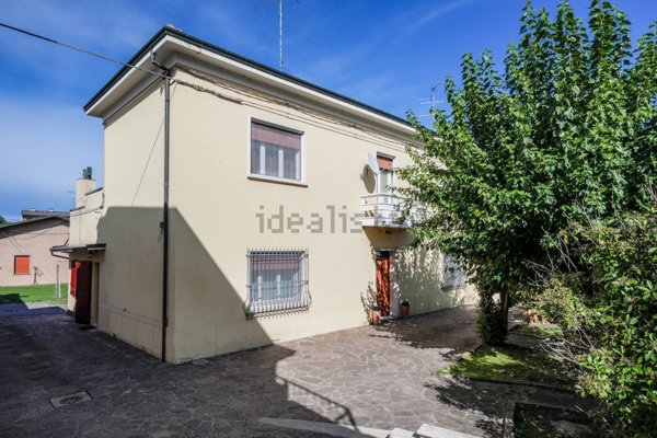 casa indipendente in vendita ad Argenta in zona San Biagio