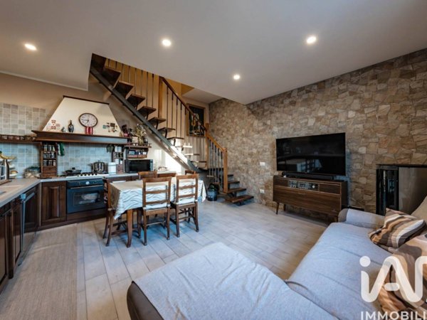 casa indipendente in vendita ad Argenta in zona Campotto