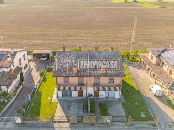 casa indipendente in vendita ad Argenta in zona Consandolo