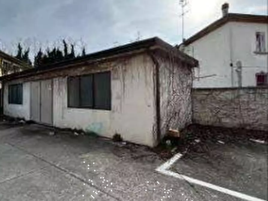 locale commerciale in vendita ad Argenta in zona Consandolo