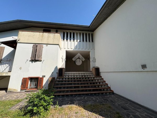 casa indipendente in vendita ad Argenta in zona Filo