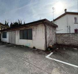 locale commerciale in vendita ad Argenta in zona Consandolo