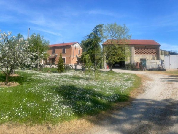 casa indipendente in vendita ad Argenta