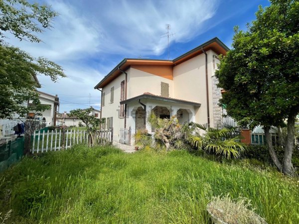 casa indipendente in vendita ad Argenta