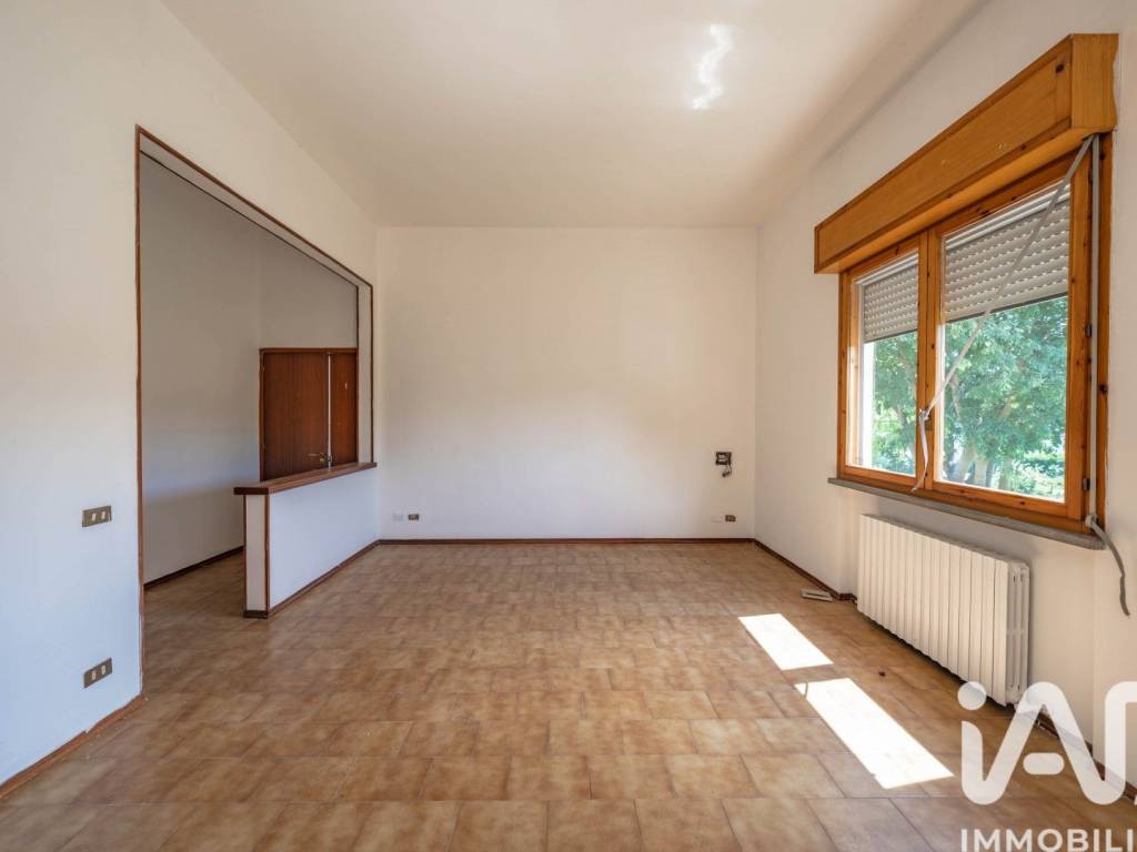 casa indipendente in vendita ad Argenta in zona San Biagio