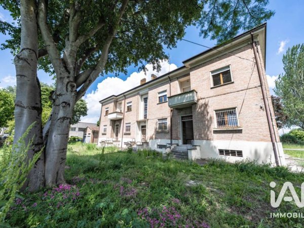 casa indipendente in vendita ad Argenta in zona San Biagio